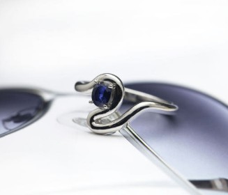 부아 사파이어 백금반지