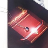 에브게니아 목걸이